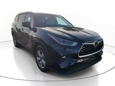2022 Toyota Highlander LE