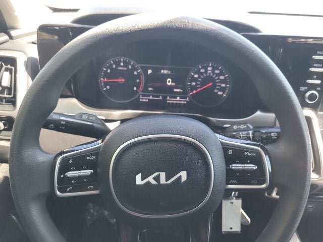2022 Kia Sorento LX