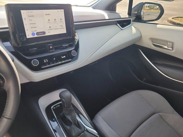 2025 Toyota COROLLA SE