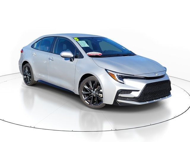 2025 Toyota COROLLA SE