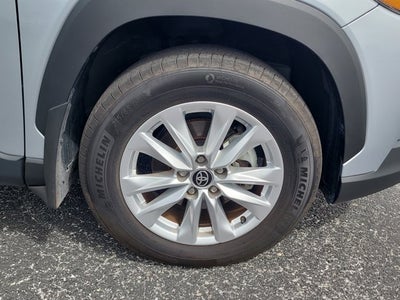 2024 Toyota Corolla Cross LE