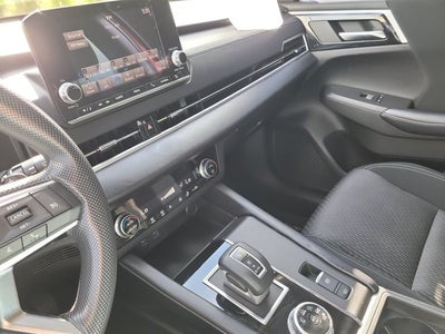 2022 Mitsubishi Outlander ES