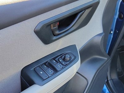 2025 Subaru Forester Base