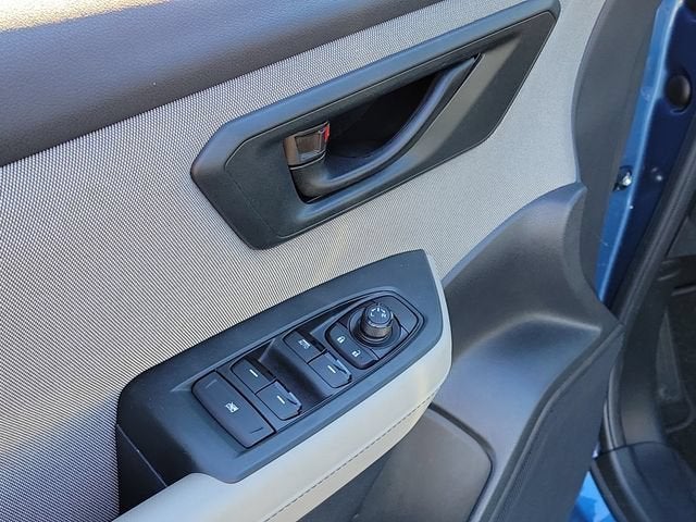 2025 Subaru Forester Base