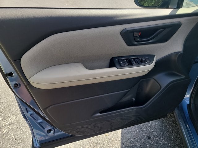 2025 Subaru Forester Base
