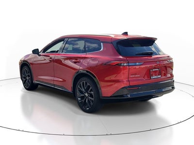 2025 Toyota Toyota Crown Signia XLE