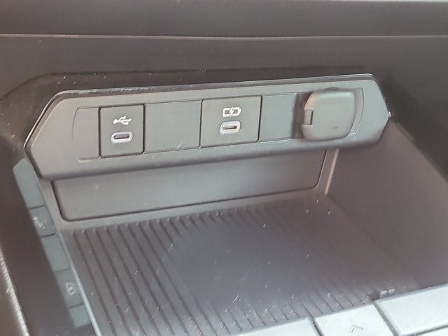 2023 Toyota Prius LE