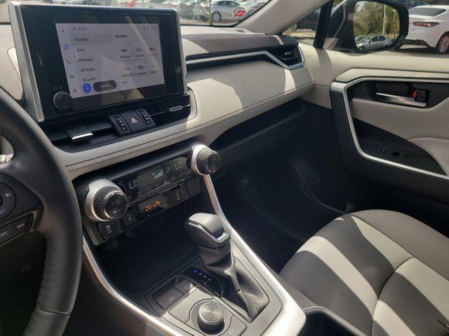 2024 Toyota RAV4 HYBRID Hybrid XLE Premium