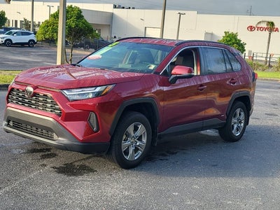 2025 Toyota RAV4 Hybrid XLE