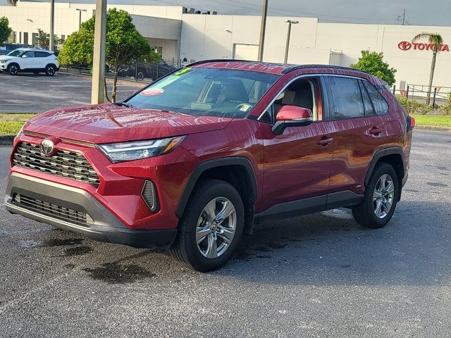 2025 Toyota RAV4 Hybrid XLE