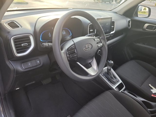 2025 Hyundai Venue SE