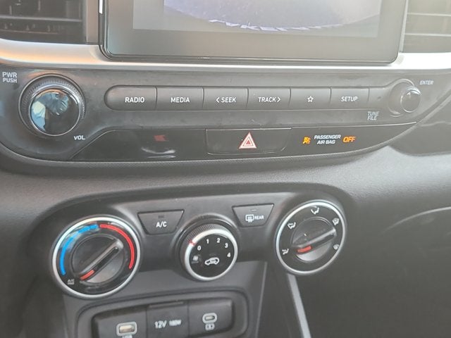 2025 Hyundai Venue SE