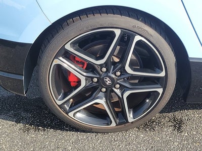 2022 Hyundai Veloster N Base