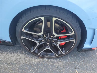 2022 Hyundai Veloster N Base