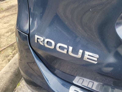 2016 Nissan Rogue Base