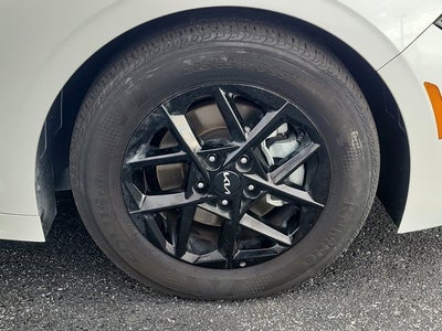 2025 Kia K5 LXS