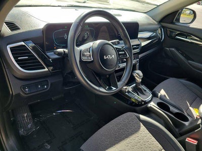 2025 Kia Seltos S
