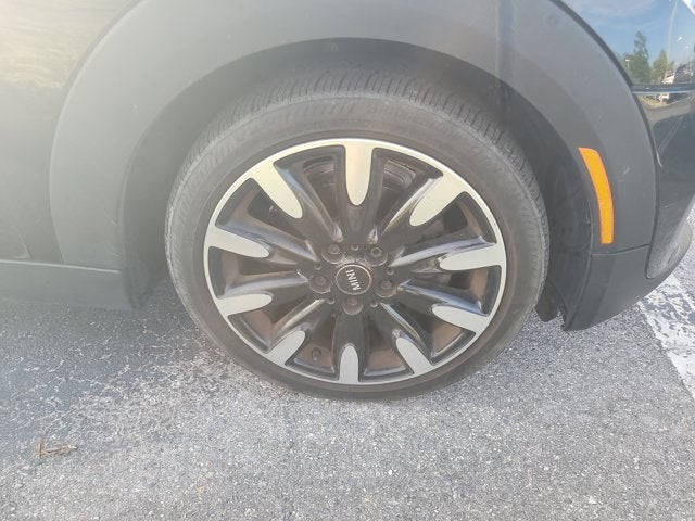 2016 MINI Cooper Hardtop 4 Door Base