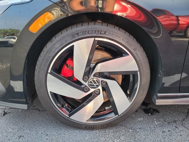 2023 Volkswagen Golf GTI S