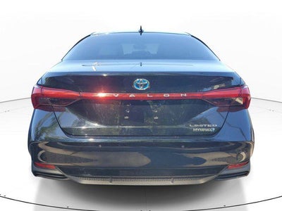 2022 Toyota Avalon Hybrid Limited