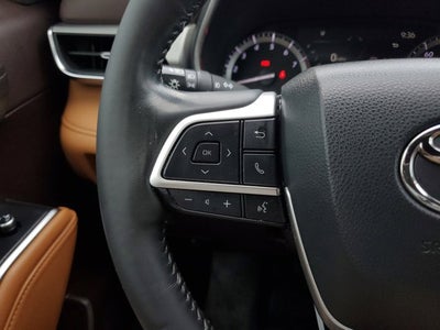 2022 Toyota Highlander Platinum