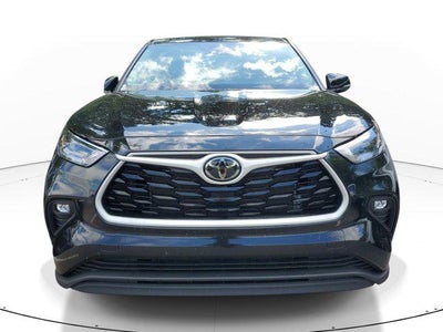 2025 Toyota Highlander LE