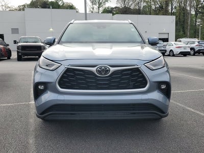 2024 Toyota Highlander LE