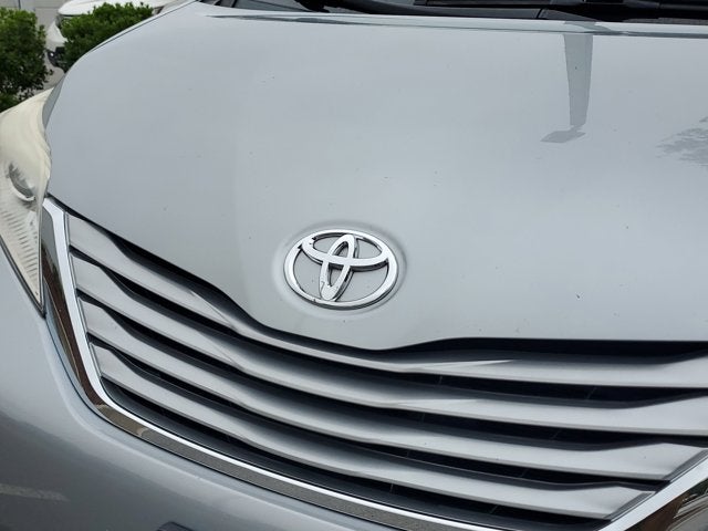2015 Toyota Sienna LE AAS