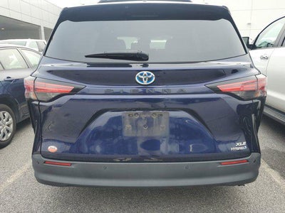 2021 Toyota Sienna XLE