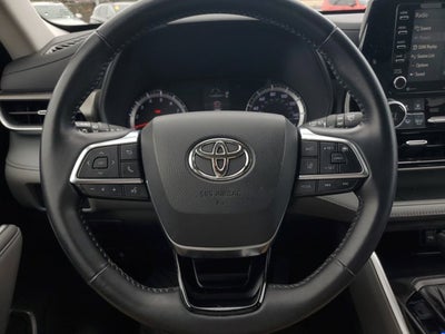 2021 Toyota Highlander LE