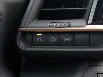 2025 Toyota Crown Signia Limited