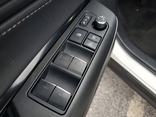 2022 Toyota Venza LE