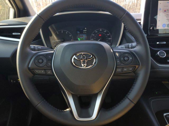 2025 Toyota Corolla Hatchback SE