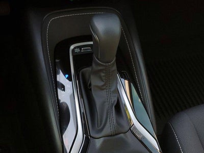 2025 Toyota Corolla Hatchback SE