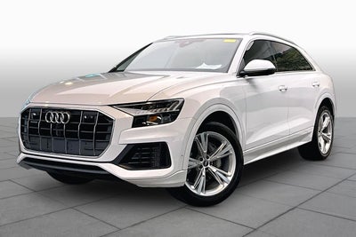 2023 Audi Q8 Premium