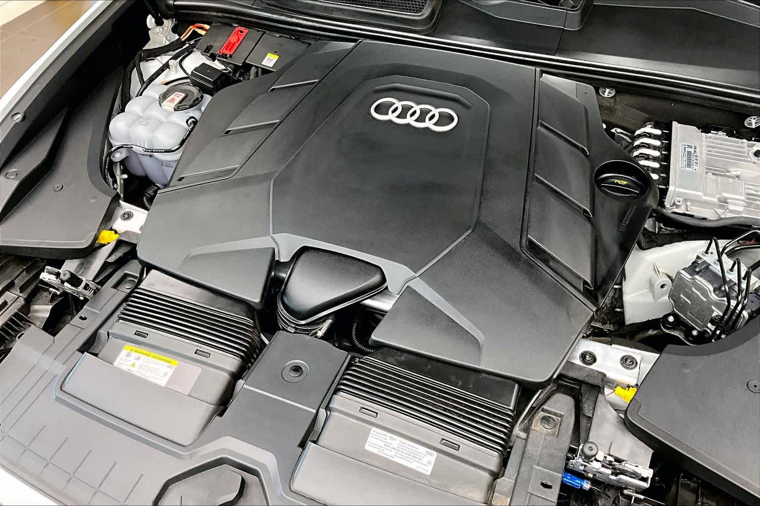 2023 Audi Q8 Premium