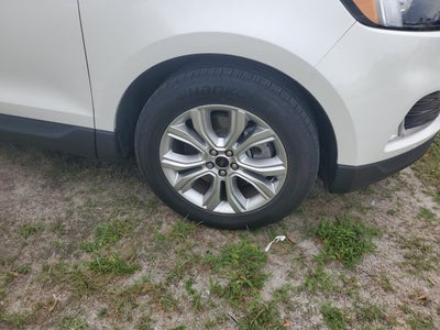 2023 Ford Edge Titanium