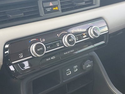 2023 Honda Pilot LX