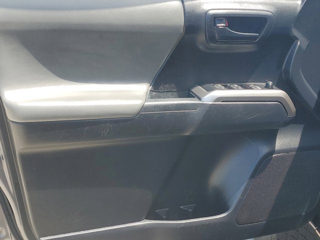 2021 Toyota Tacoma 2WD SR5