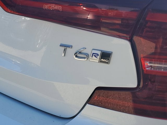 2019 Volvo S60 R-Design