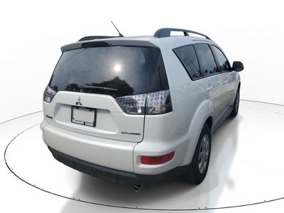 2012 Mitsubishi Outlander ES