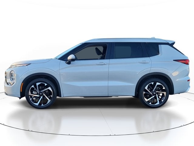 2024 Mitsubishi Outlander SEL