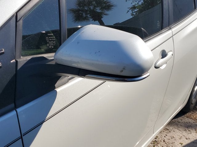 2021 Toyota Prius L Eco