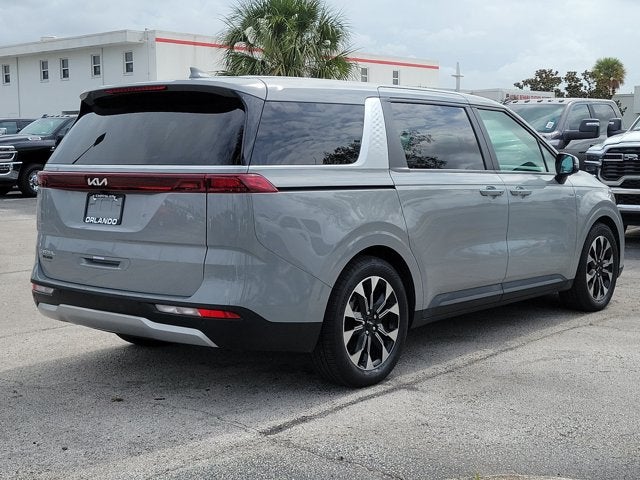 2024 Kia Carnival EX