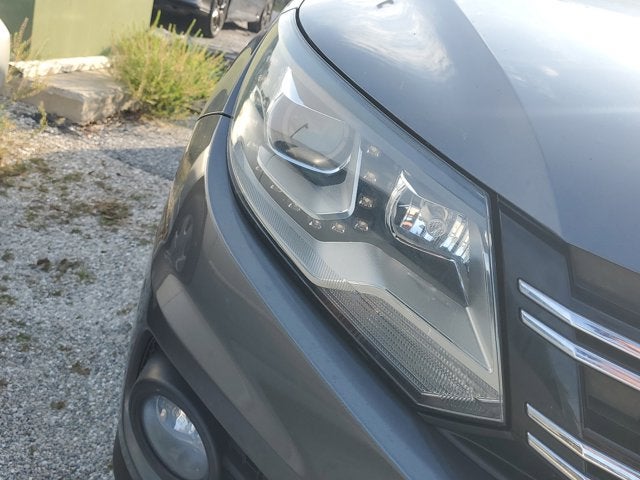 2016 Volkswagen Tiguan S