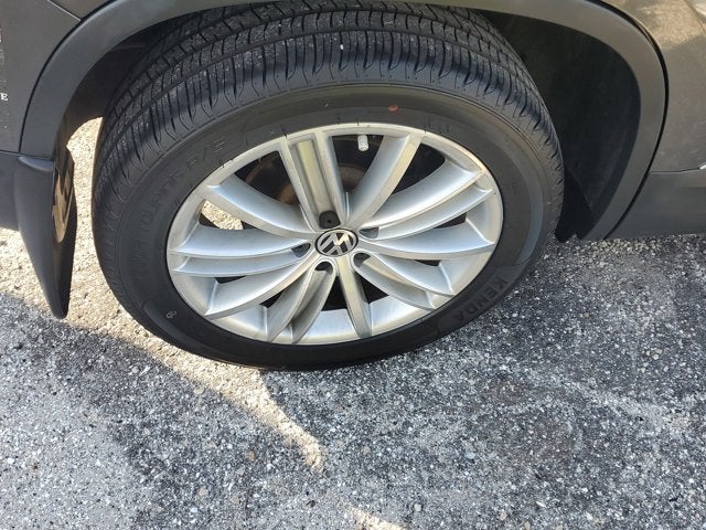 2016 Volkswagen Tiguan S