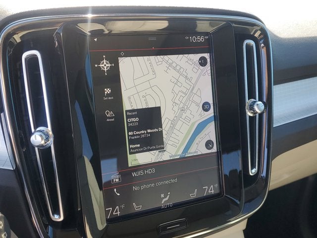 2019 Volvo XC40 Momentum