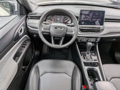 2024 Jeep Compass Latitude Lux