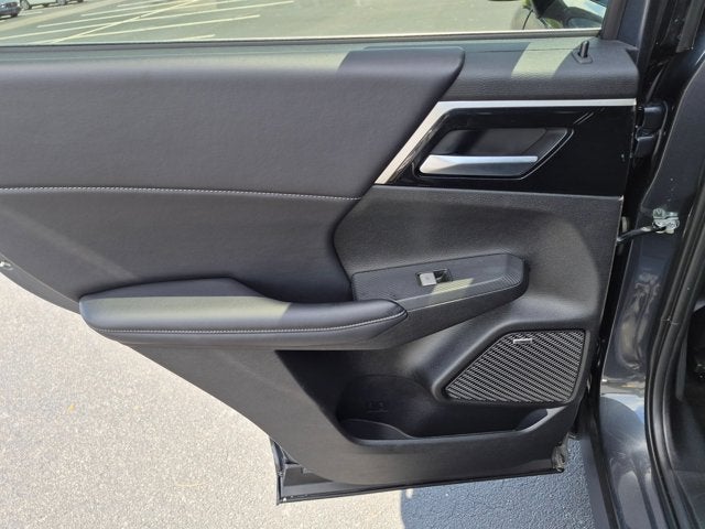2025 Mitsubishi Outlander SE