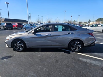 2024 Hyundai Elantra Limited